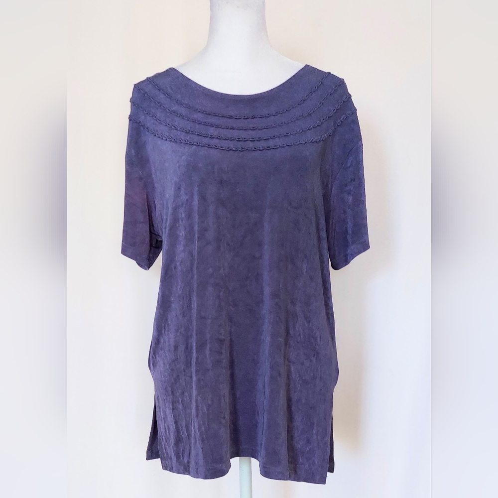 Amanda Paris London NY Short Sleeve Scoop Neck Top Size Medium Purple